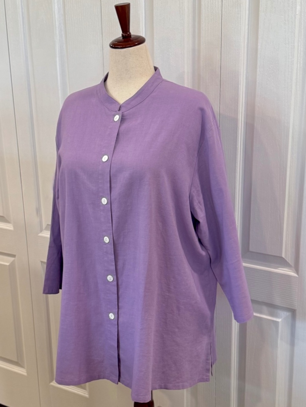 NWOT Woman's Size 1X Linen-Cotton Button Up Tunic by Denim & Co, Purple, 3/4 Slv